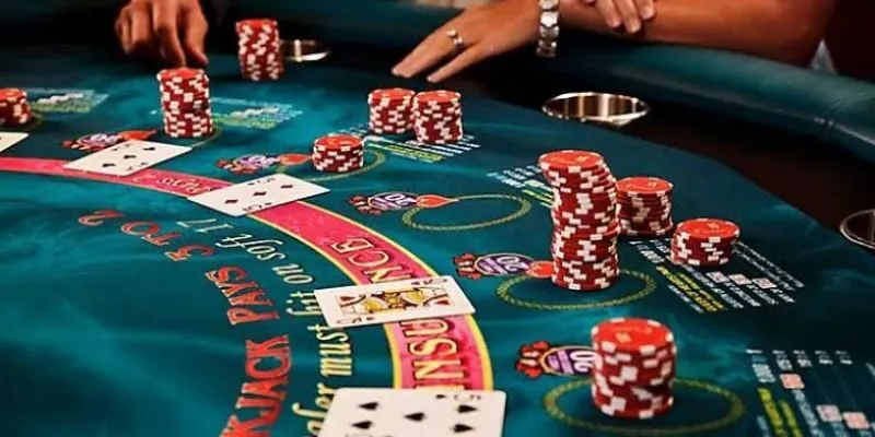 Blackjack Ngũ Linh - Làm Chủ Ván Bài Với 5 Lá May Mắn 4 Blackjack ngũ linh cùng những nước đi hay